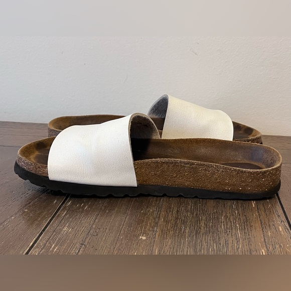Birkenstock Betula White Leather Sandals Slides size 38 Women’s  7 Soft Footbed - Picture 4 of 9